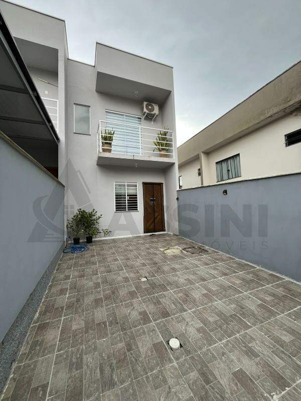 Casa para aluguel no Rio Branco: 