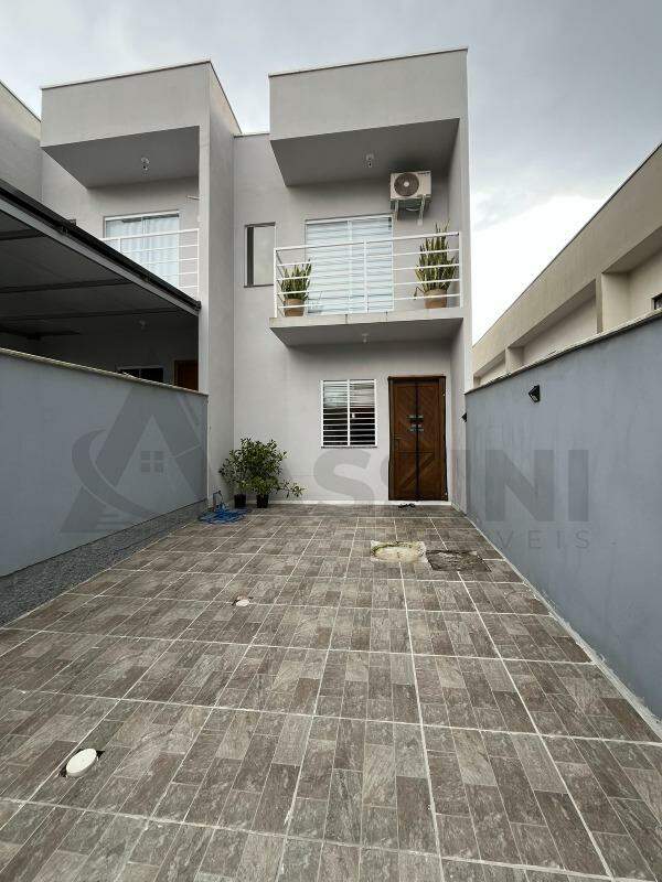 Casa para aluguel no Rio Branco: 