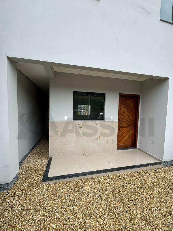 Casa à venda no Cedrinho: 