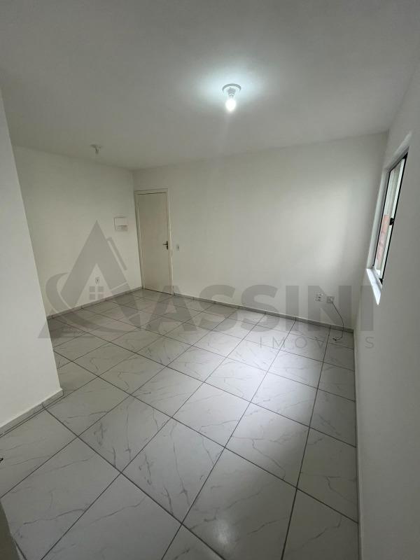 Apartamento à venda no Cedrinho: 