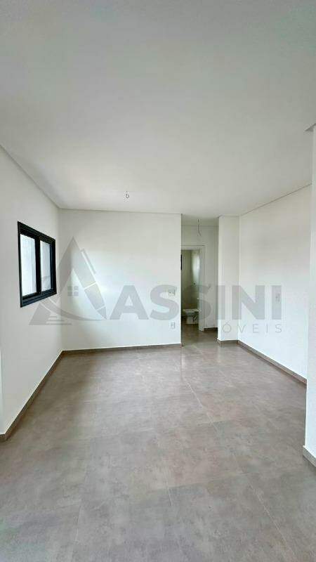 Apartamento à venda no Santa Terezinha: 