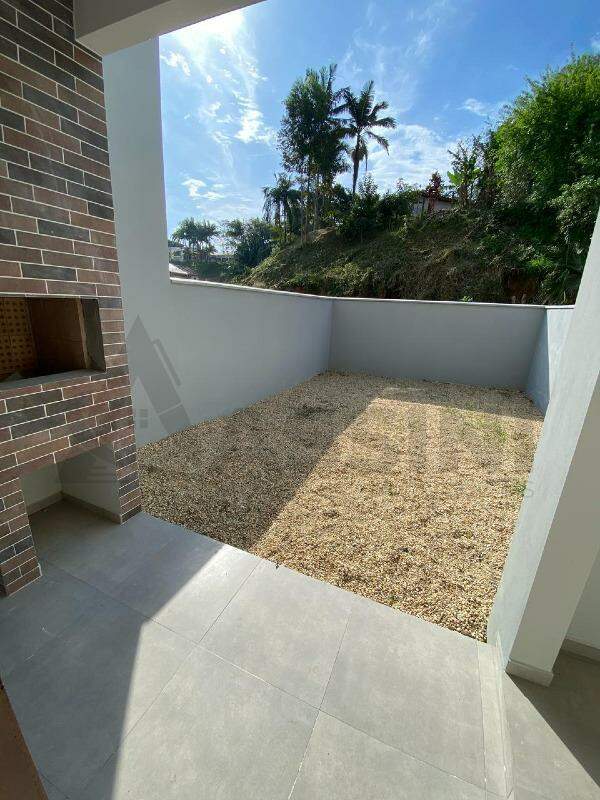 Casa à venda no Limeira Baixa: 