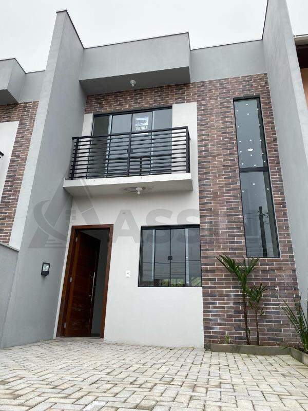 Casa à venda no Limeira Baixa: 