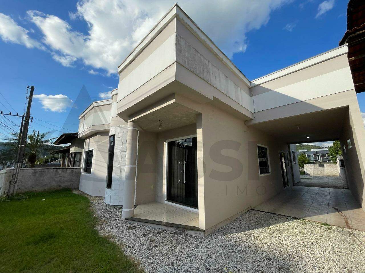 Casa à venda no Dom Joaquim: 
