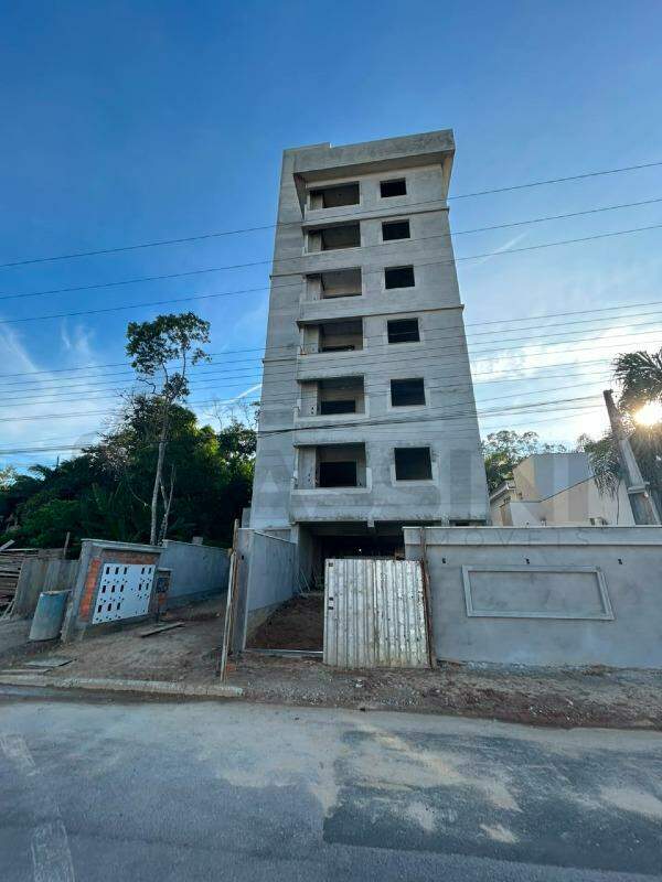 Apartamento à venda no Limoeiro: 