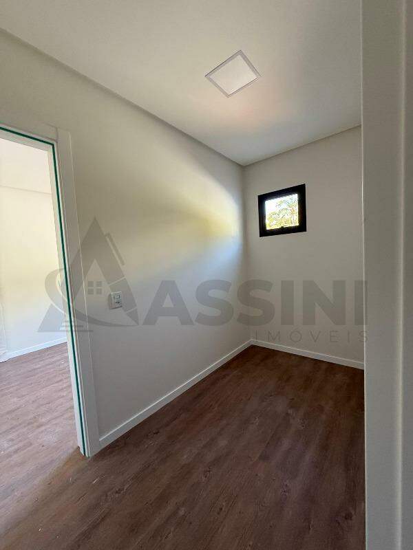 Casa à venda no centro: 