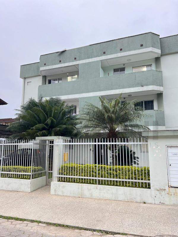 Apartamento à venda no Steffen: 