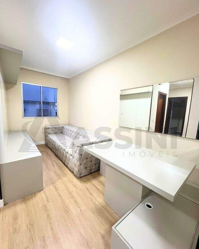 Apartamento à venda no Steffen: 