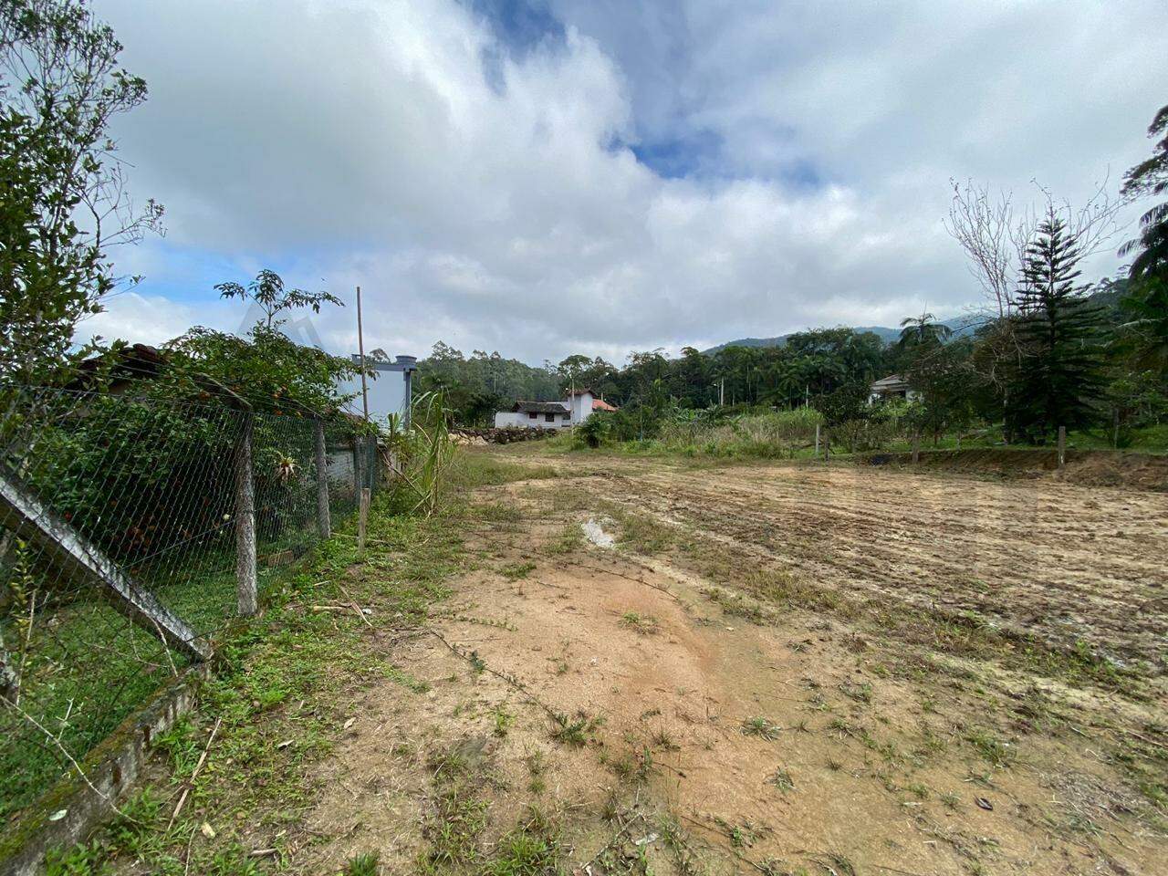 Lote à venda no Sao pedro: 