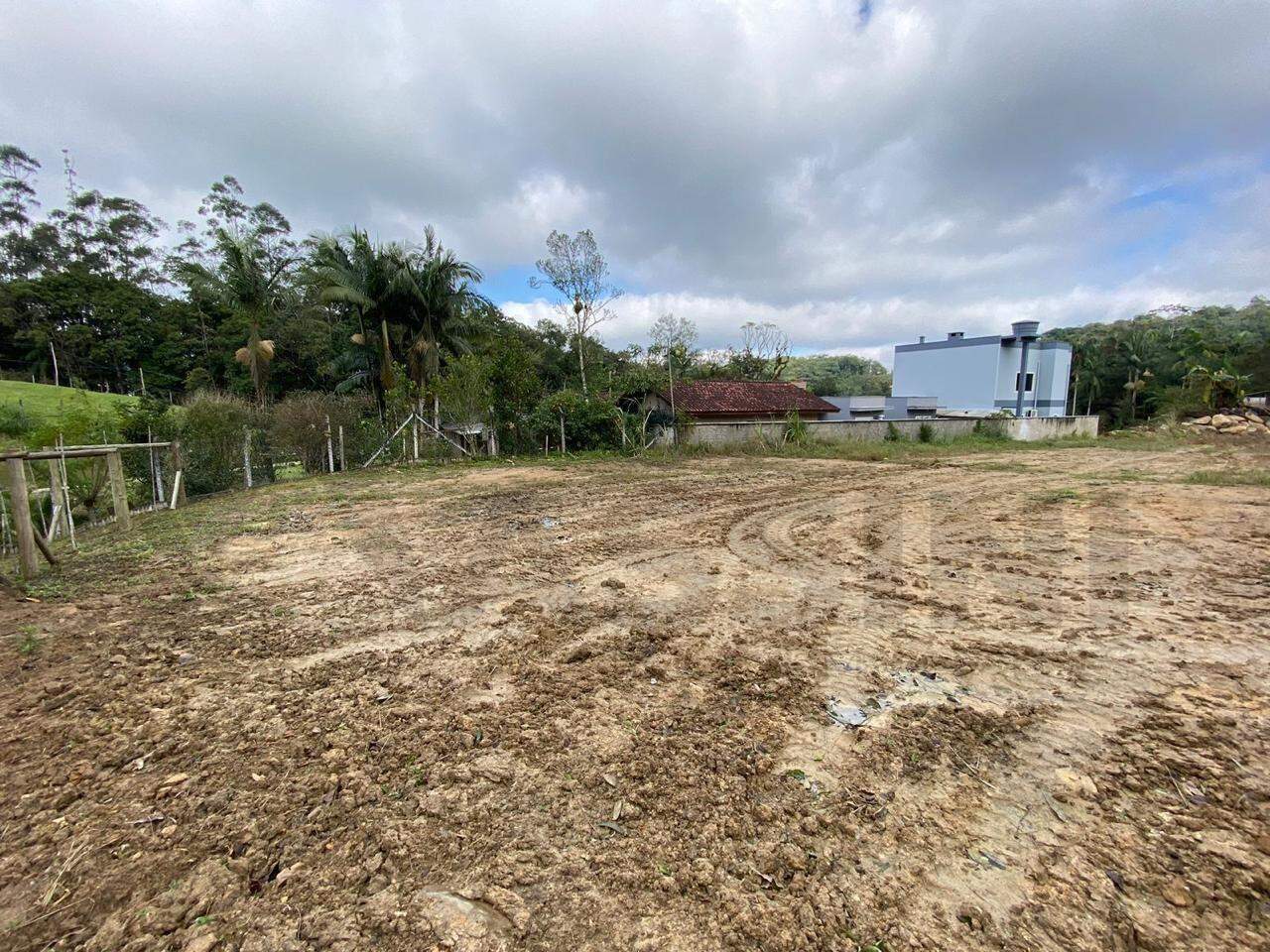 Lote à venda no Sao pedro: 