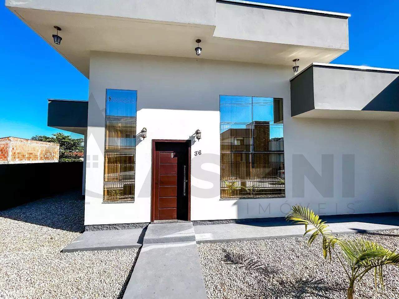 Casa à venda no Guabiruba Sul: 
