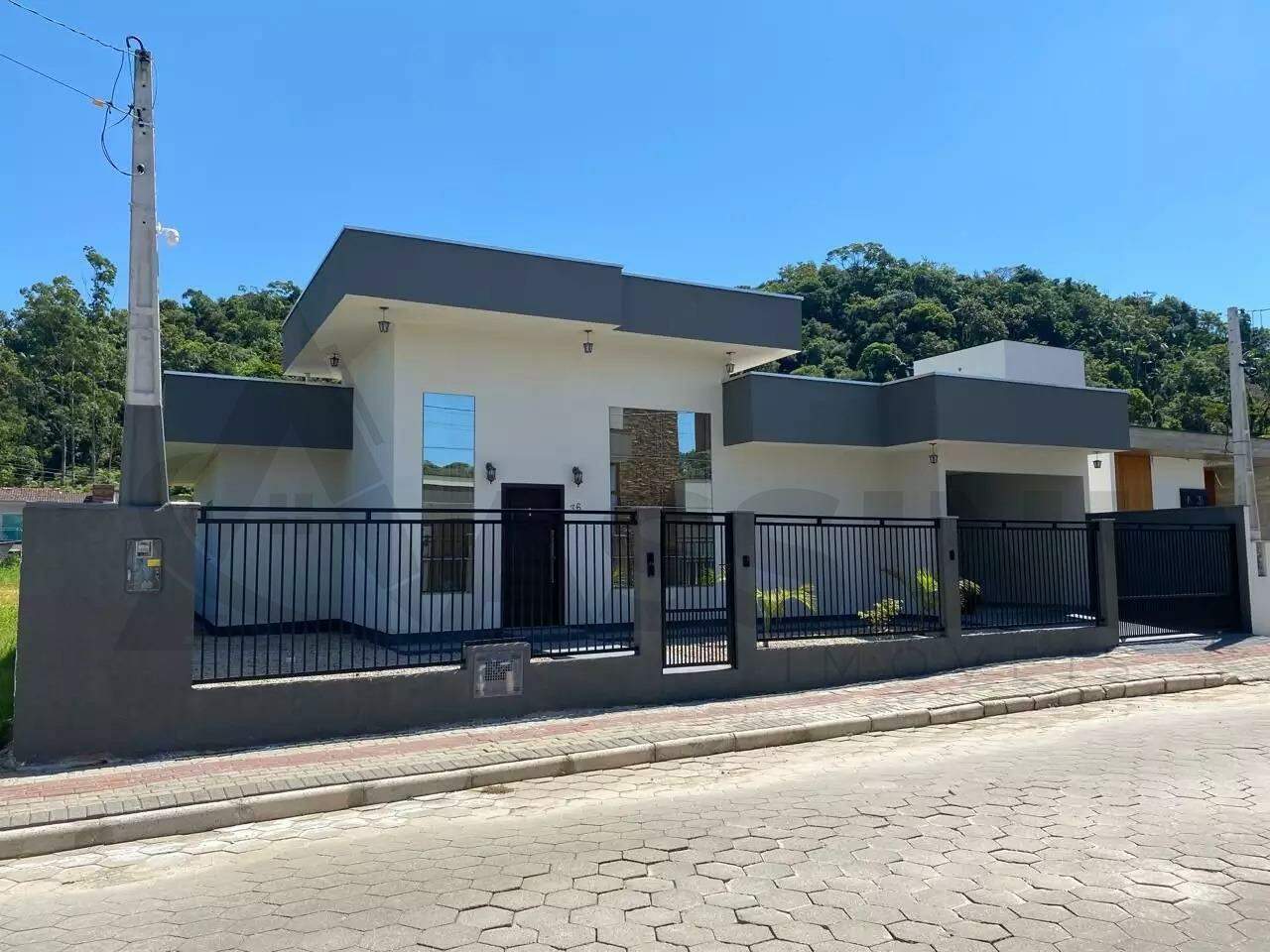 Casa à venda no Guabiruba Sul: 
