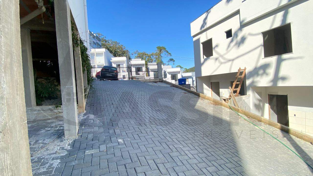 Casa à venda no Limeira Baixa: 