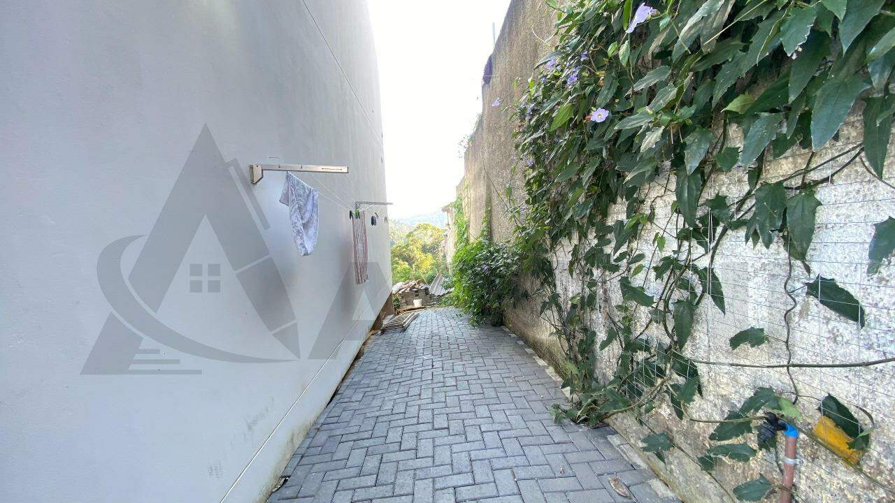 Casa à venda no Limeira Baixa: 