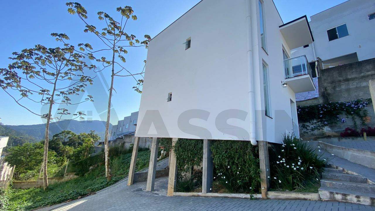 Casa à venda no Limeira Baixa: 