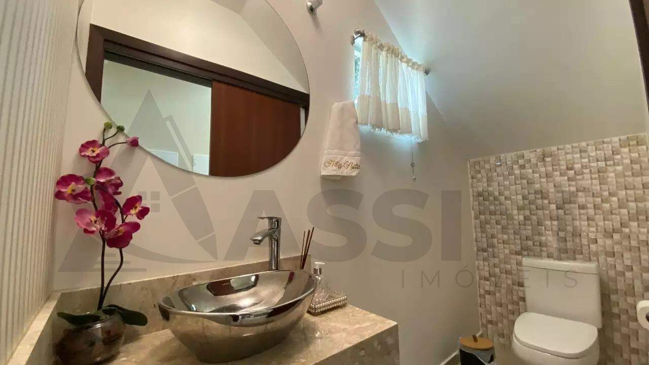 Casa à venda no Dom Joaquim: 