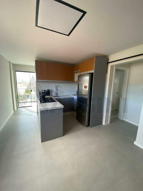 Apartamento à venda no Pereque: 