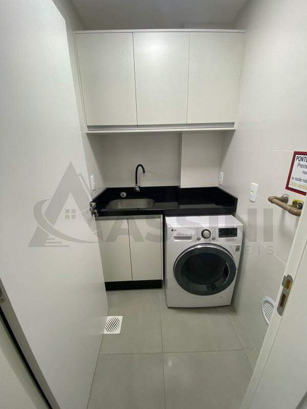 Apartamento à venda no Pereque: 