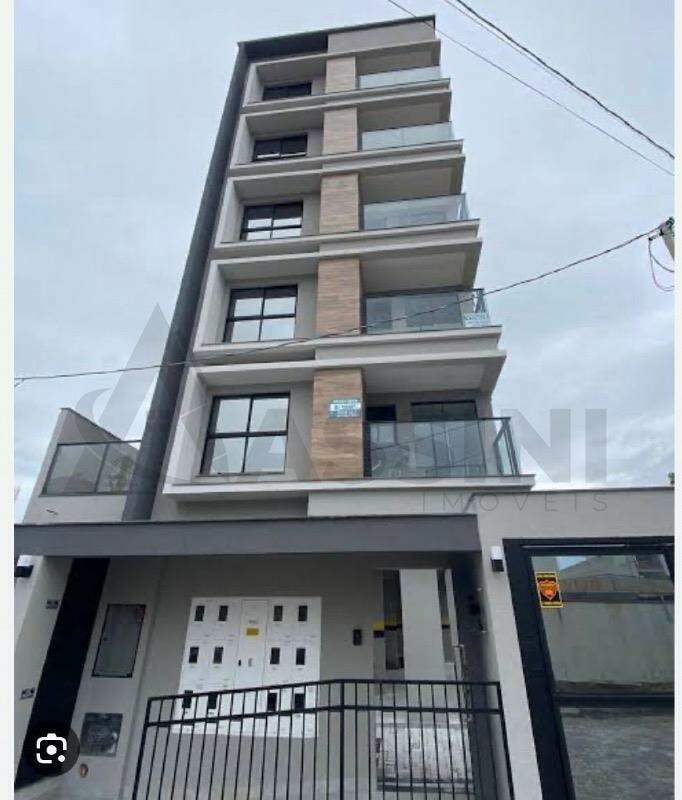 Apartamento à venda no Pereque: 
