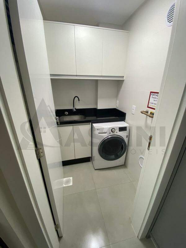 Apartamento à venda no Pereque: 