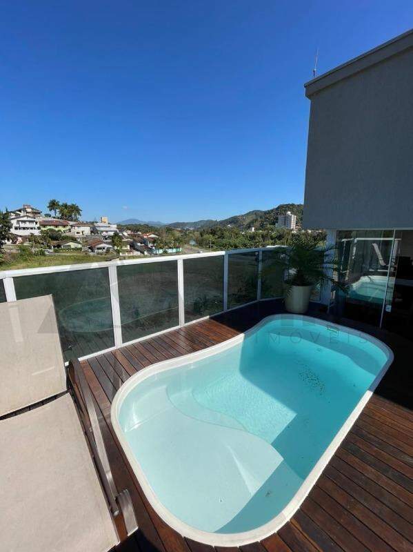Apartamento à venda no Jardim Maluche: 