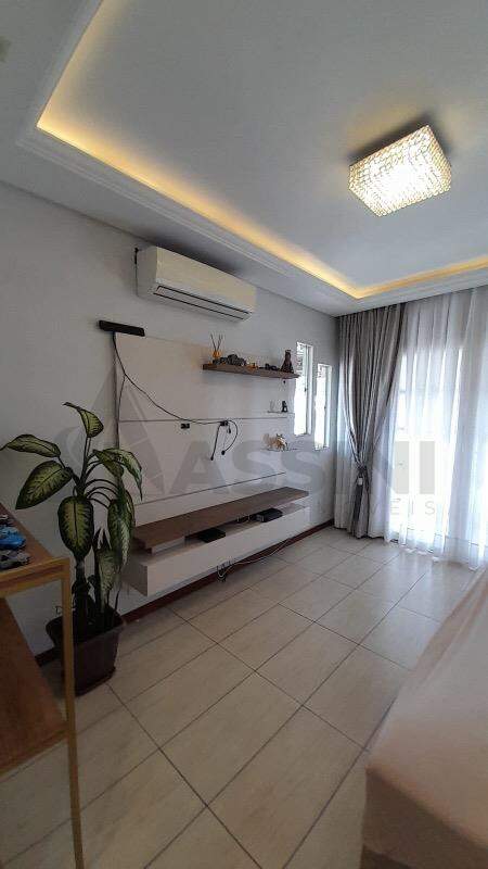 Apartamento à venda no Santa Terezinha: 