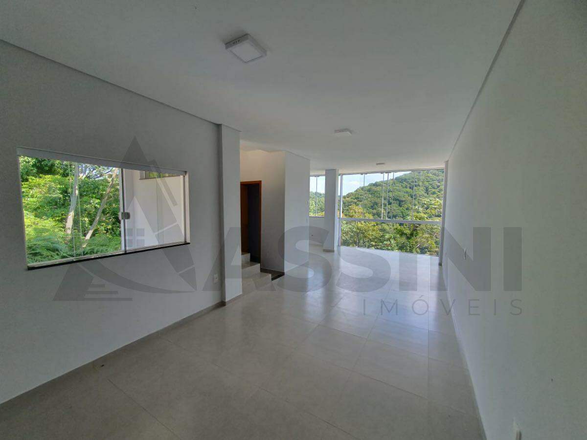 Casa à venda no Limeira Baixa: 