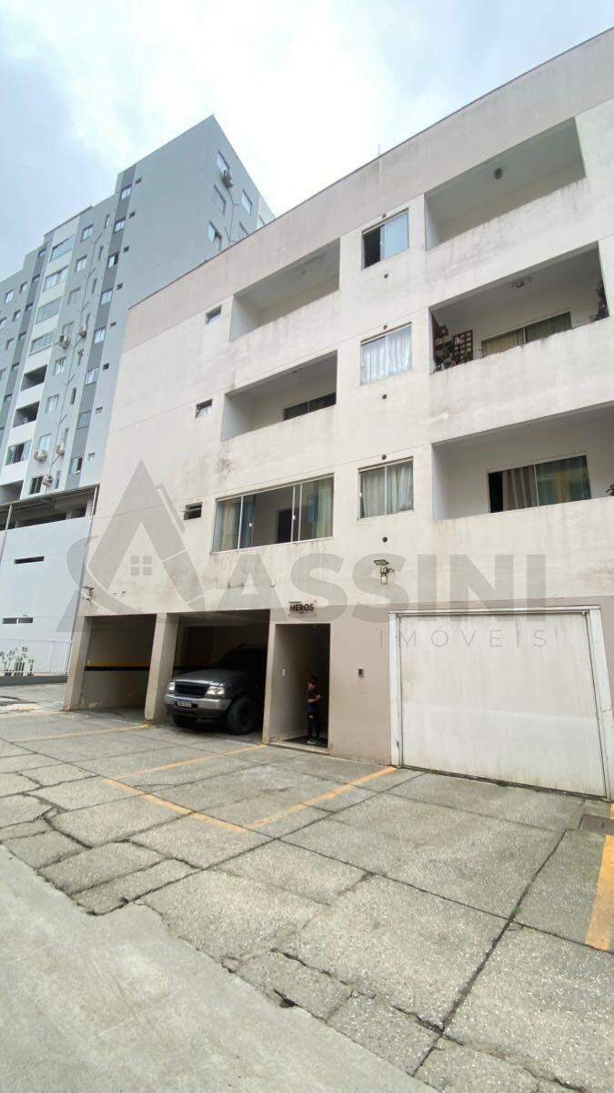 Apartamento à venda no Centro I: 