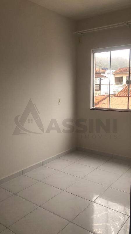 Apartamento à venda no Limeira Baixa: 