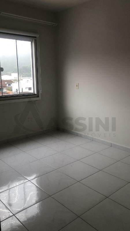 Apartamento à venda no Limeira Baixa: 