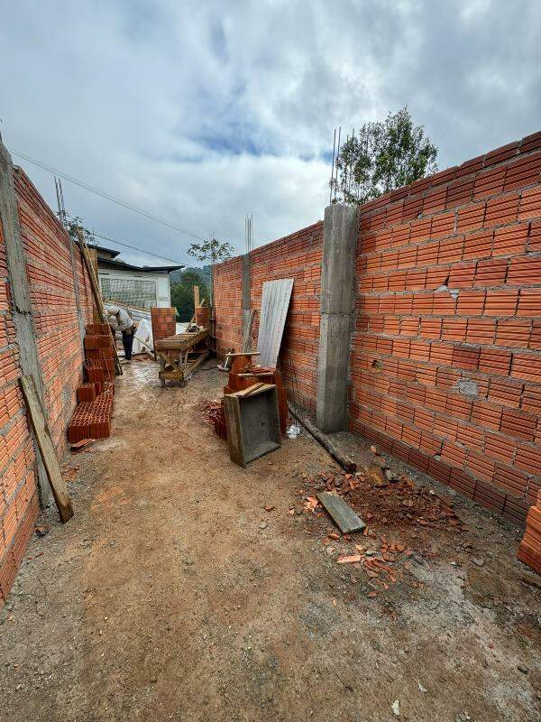 Casa à venda no São Pedro: 