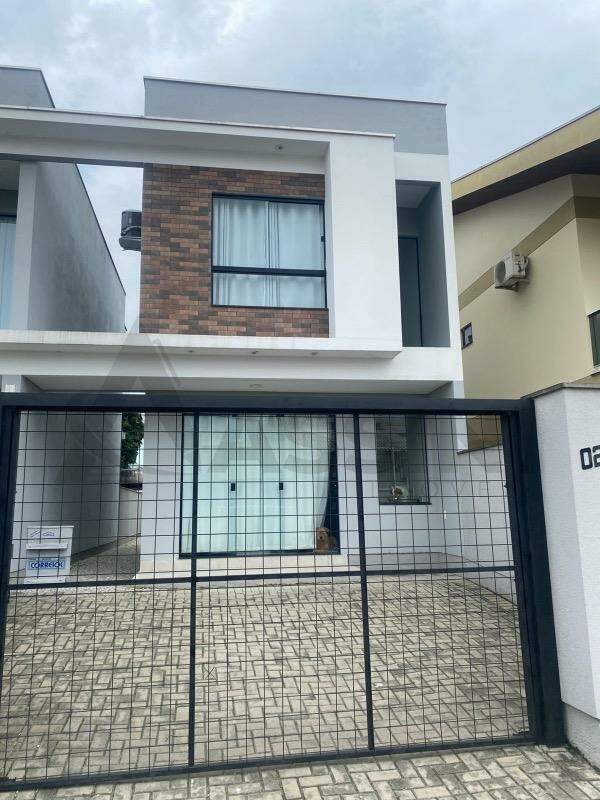 Casa à venda no Santa Terezinha: 