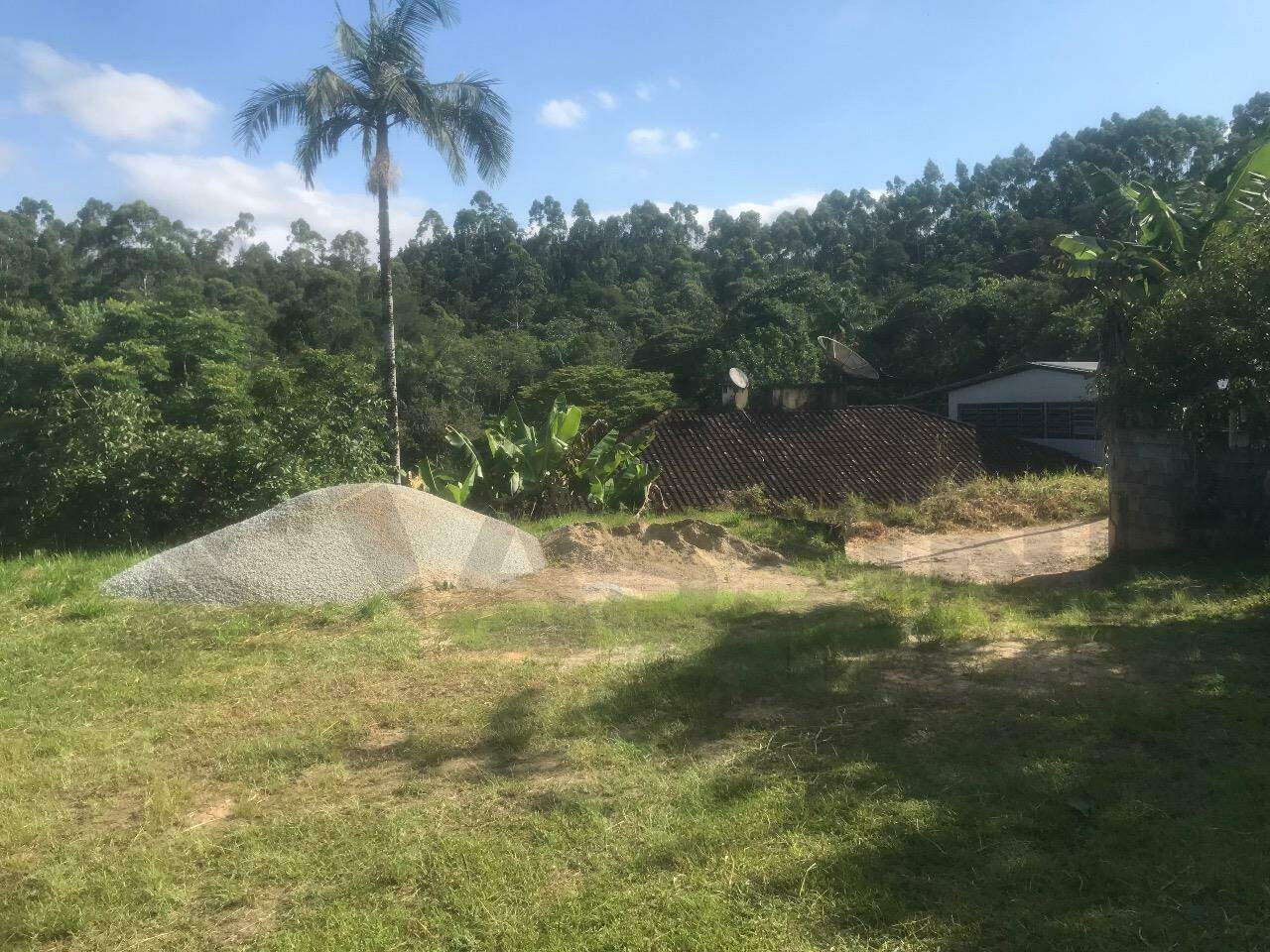 Lote à venda no Volta Grande: 