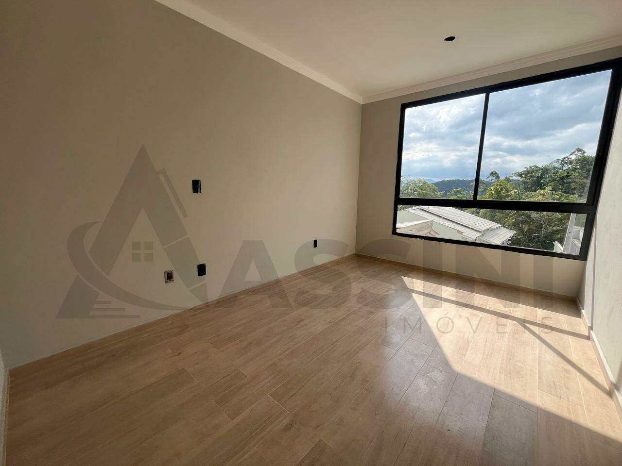 Casa à venda no Poço Fundo: 
