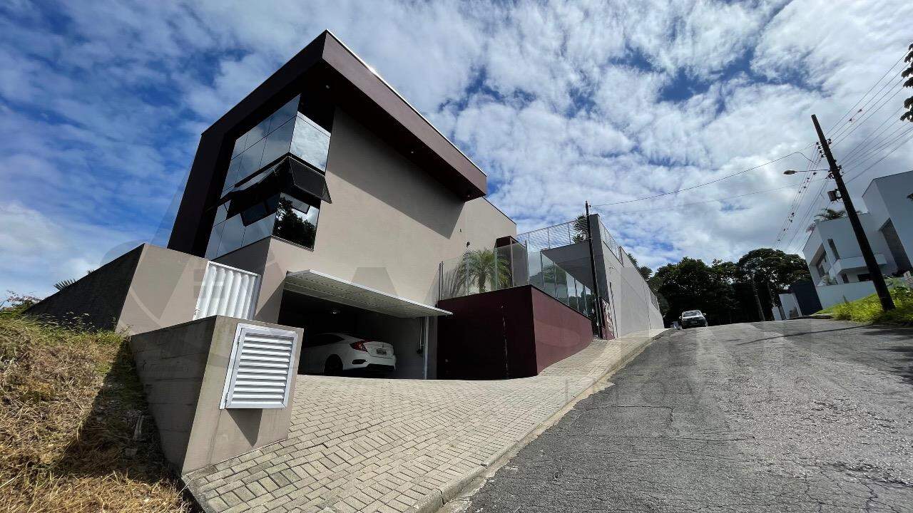 Casa à venda no São Pedro: 