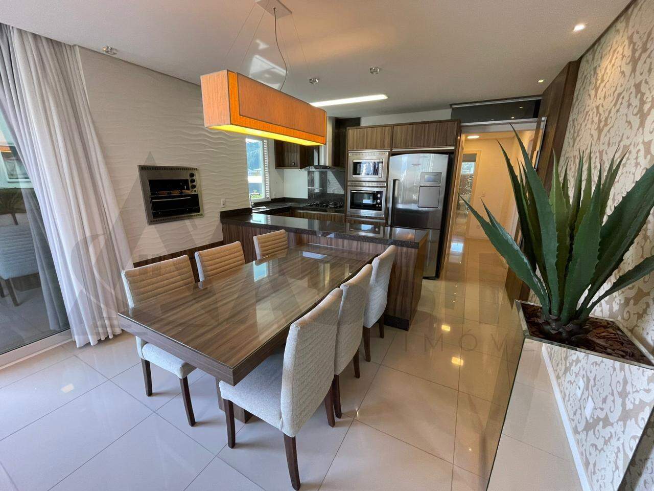 Apartamento à venda no Centro II: 