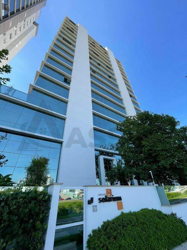 Apartamento à venda no Centro II: 