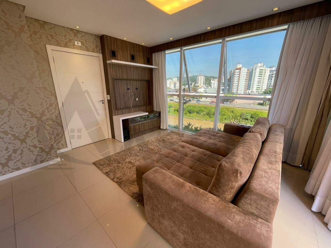 Apartamento à venda no Centro II: 