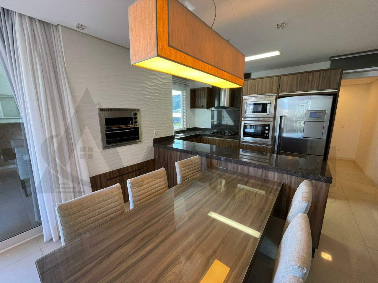 Apartamento à venda no Centro II: 