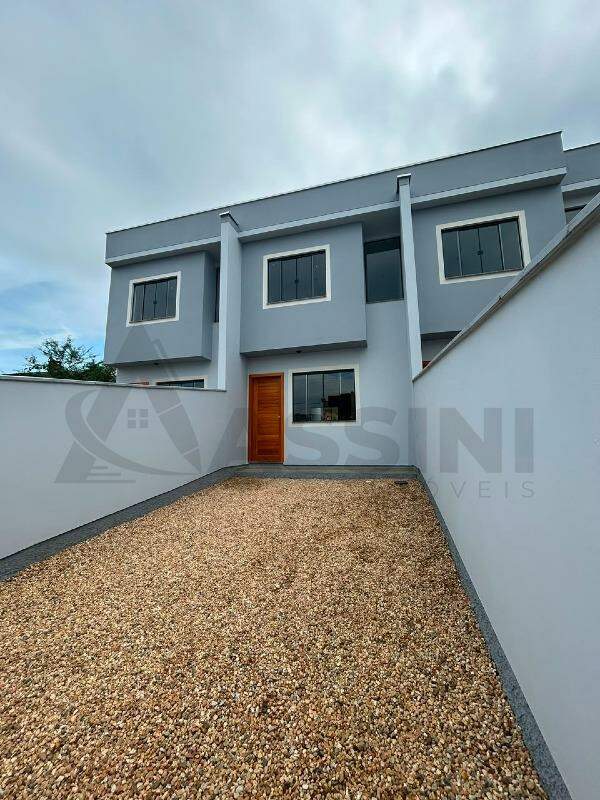 Casa à venda no Dom Joaquim: 