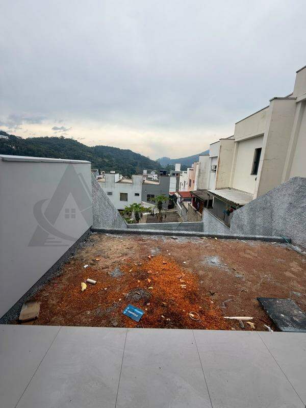 Casa à venda no Limeira Baixa: 