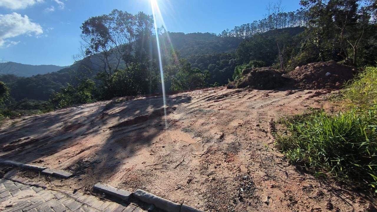 Lote à venda no Volta Grande: 