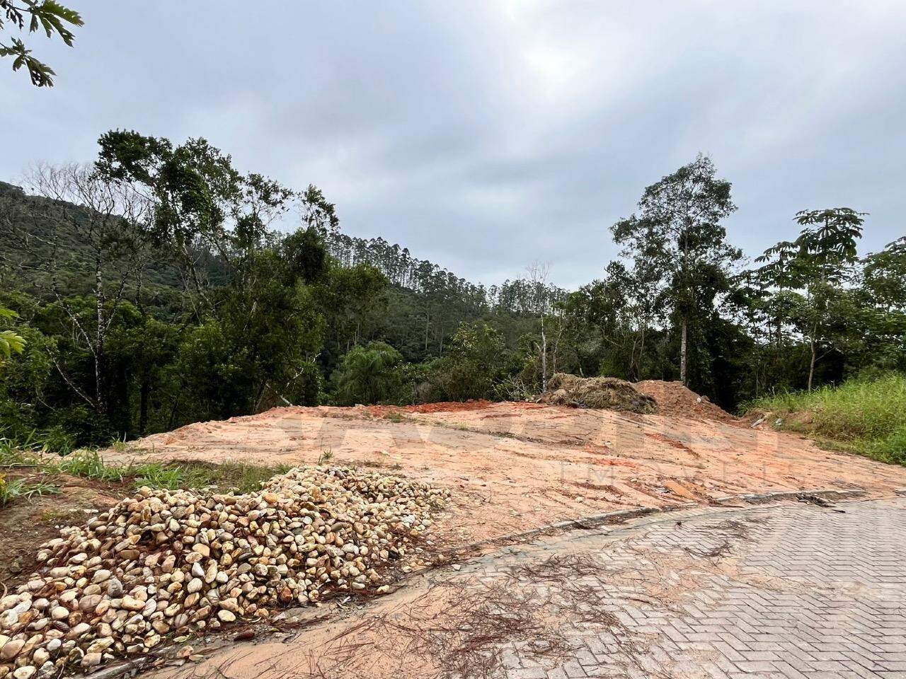 Lote à venda no Volta Grande: 