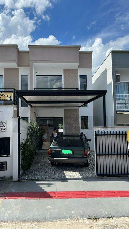 Casa à venda no Volta Grande: 