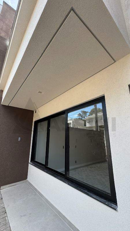 Casa à venda no Planalto: 
