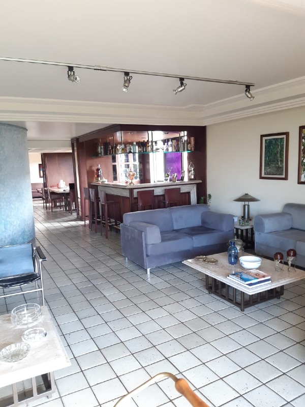 Apartamento à venda no Madalena: 