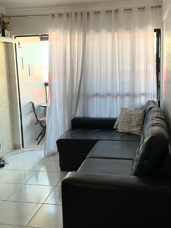 Apartamento à venda no Candeias: 