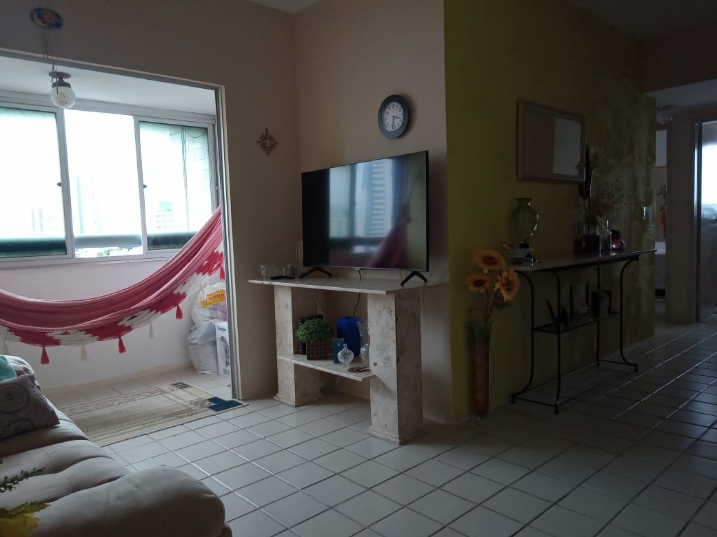 Apartamento à venda no Candeias: 