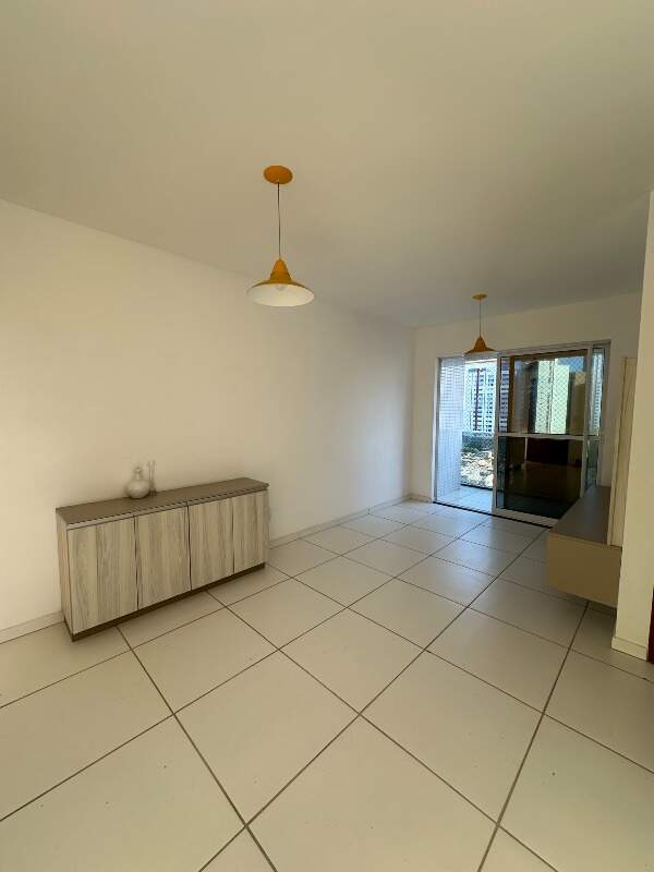 Apartamento à venda no Candeias: 