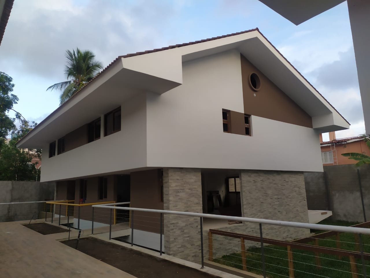 Casa à venda no Poço: 